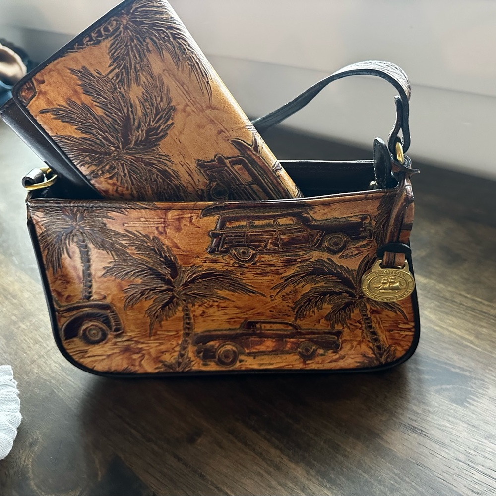 Vintage Brahmin Copa Cabana small shoulder bag + wallet